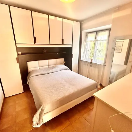 Apartment Bilocale Azalea,